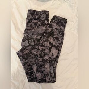 Black and Gray Patterned Leggings